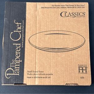 Pampered Chef 10” Small Round Baking Pizza Stone #1375 Family Heritage Stone NIB